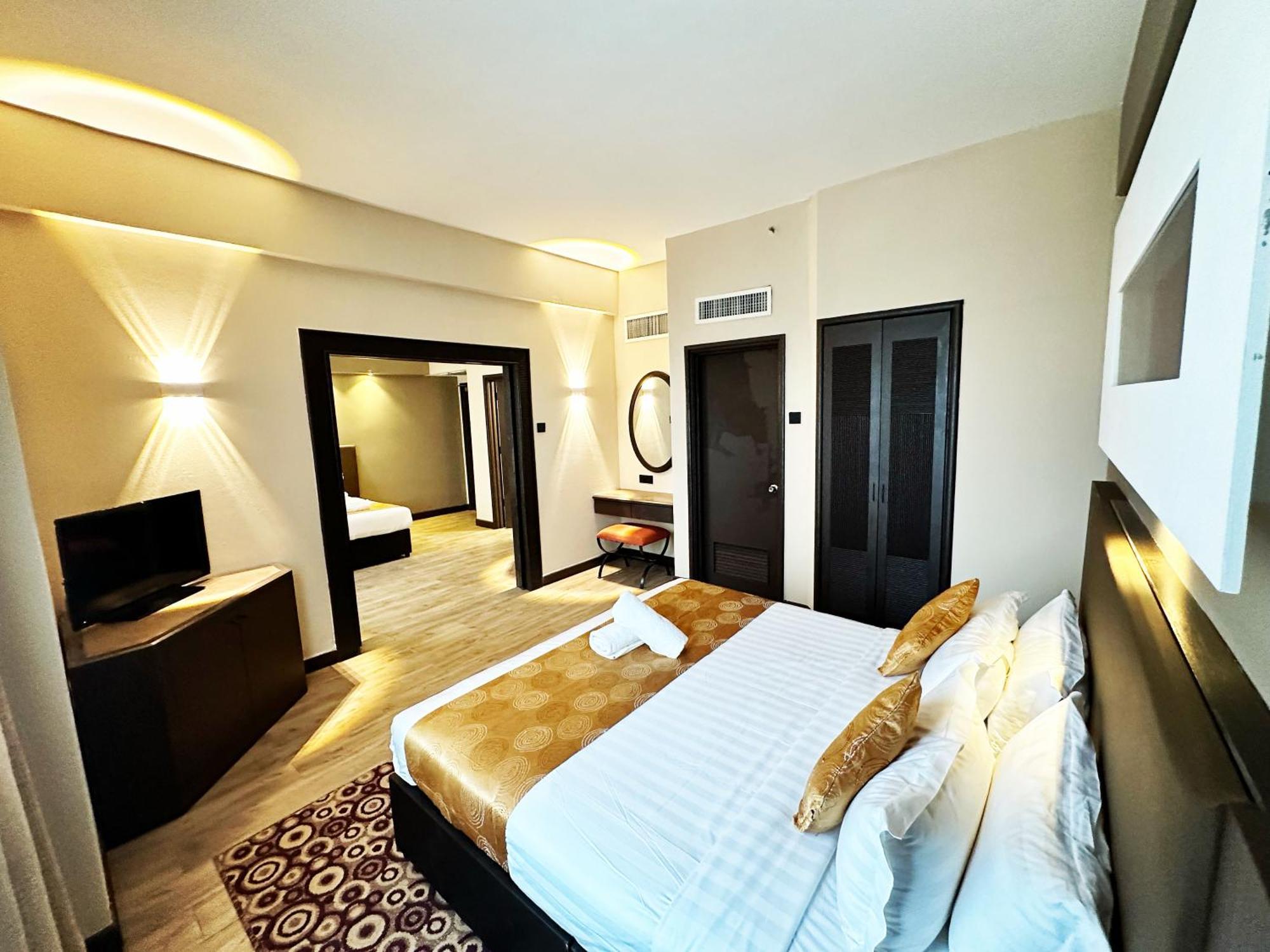 Regalpark Hotel Kuala Lumpur Extérieur photo