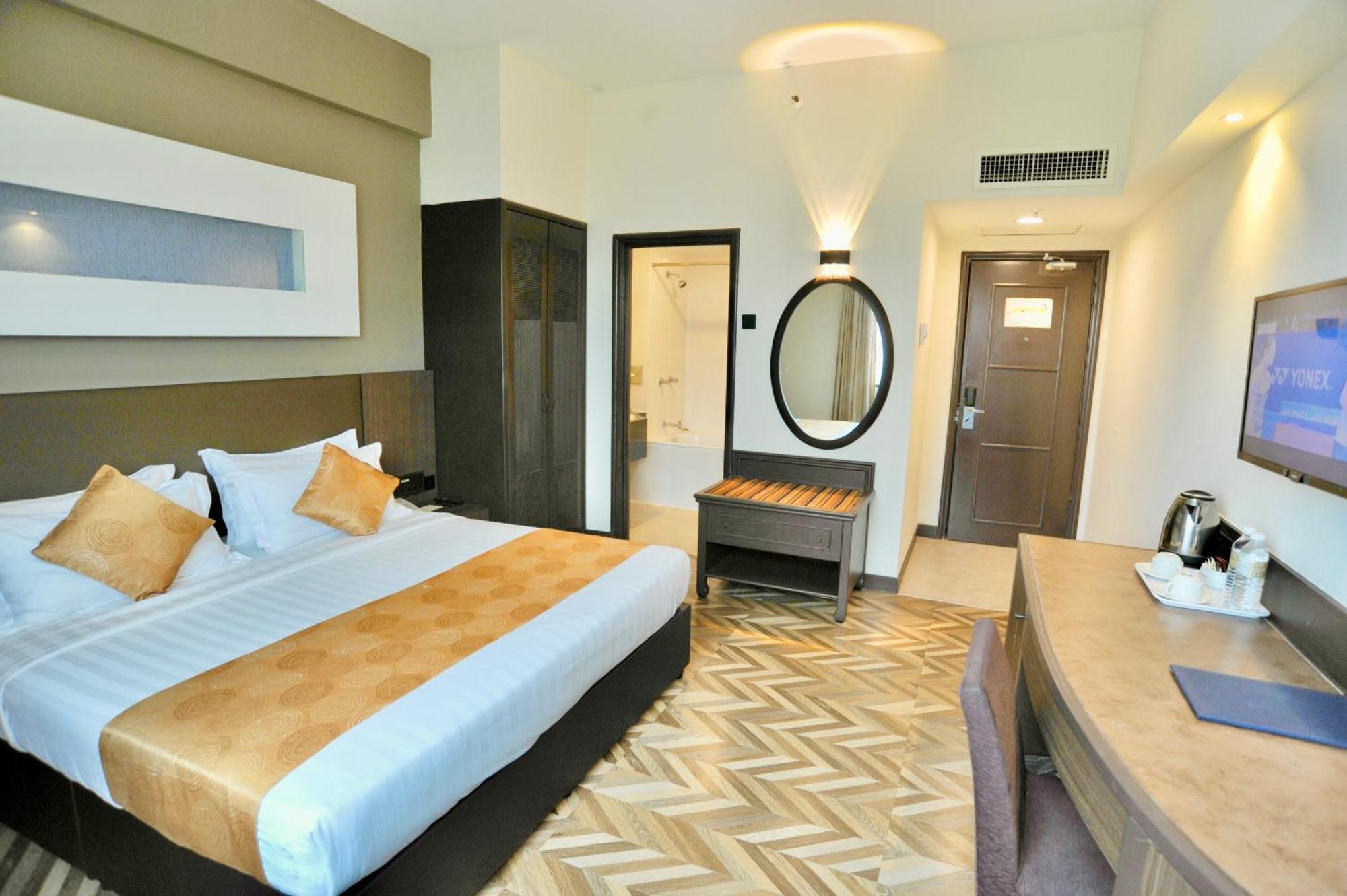Regalpark Hotel Kuala Lumpur Extérieur photo