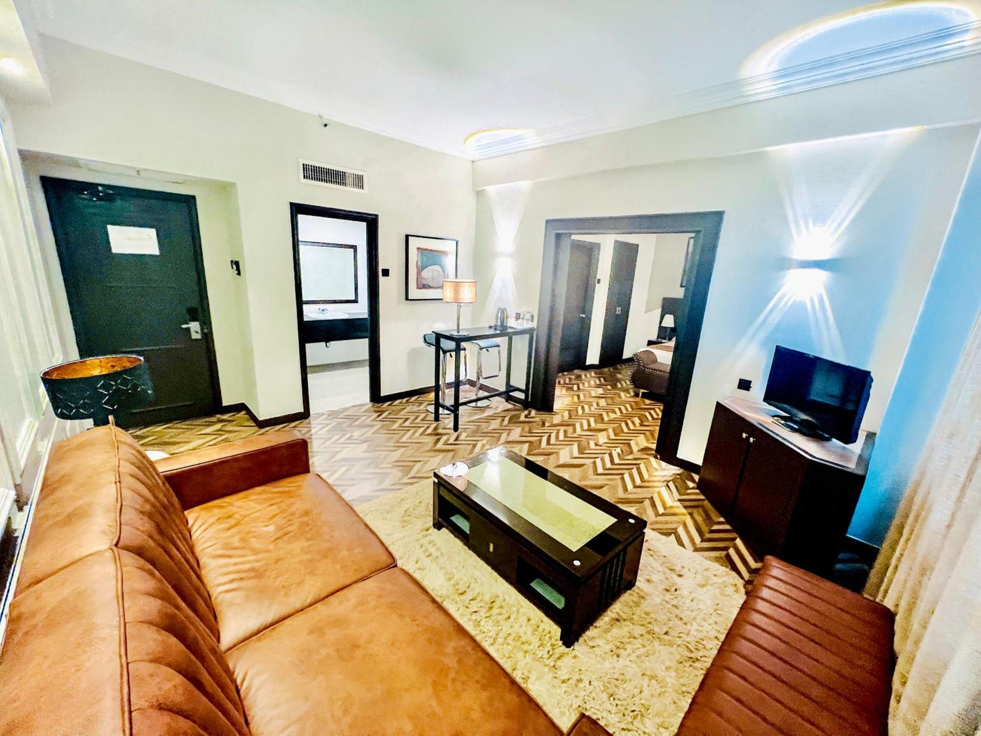 Regalpark Hotel Kuala Lumpur Extérieur photo