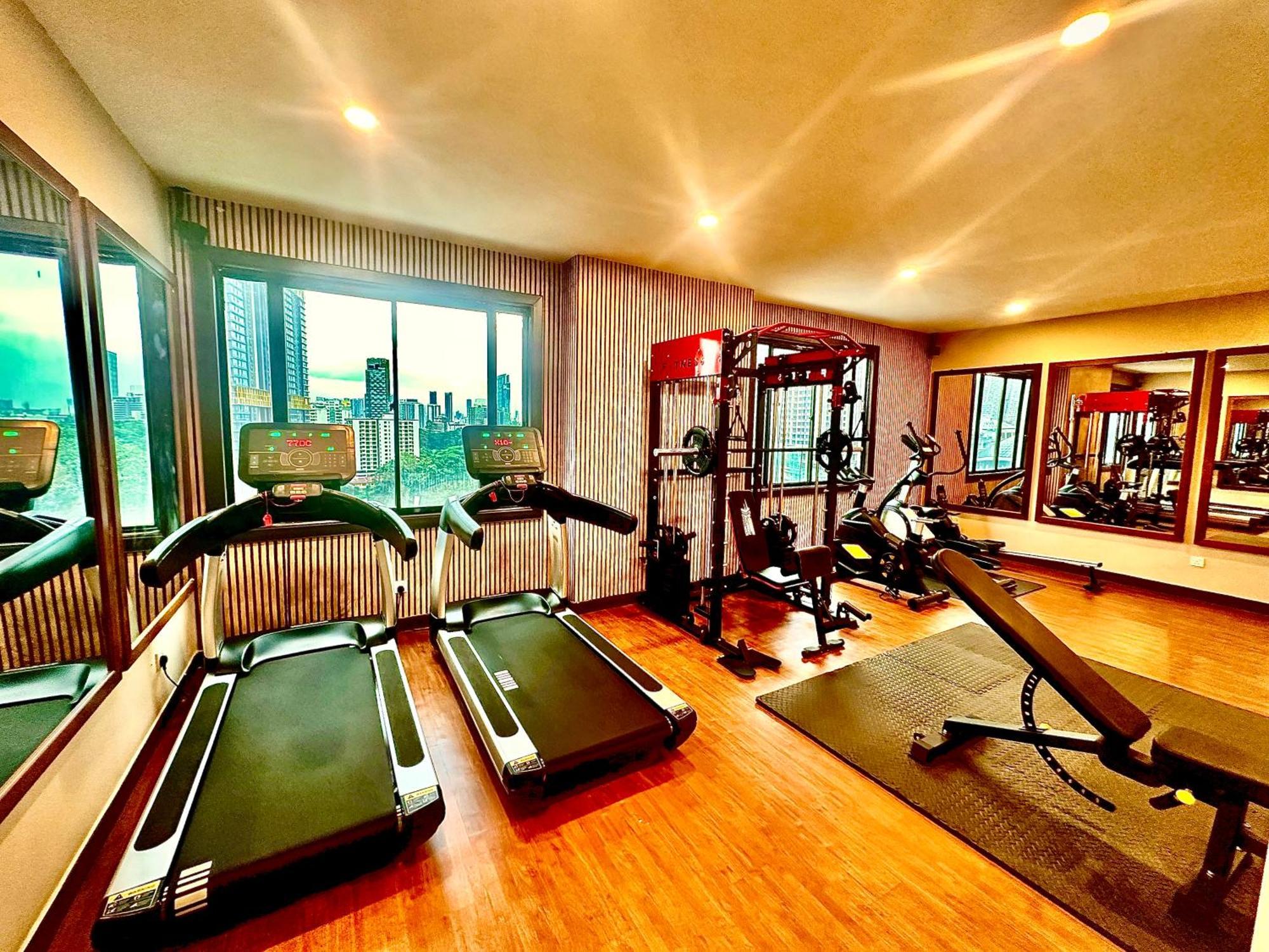 Regalpark Hotel Kuala Lumpur Extérieur photo