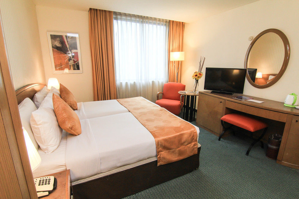 Regalpark Hotel Kuala Lumpur Extérieur photo